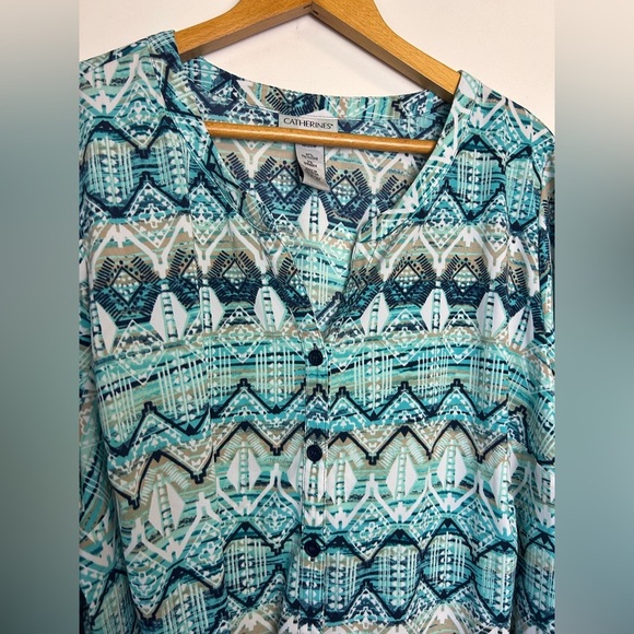 Catherine’s Plus Sz 18-20 Sheer Shiffon Blouse Top Blue Comfortable  Lightweight - Picture 5 of 10